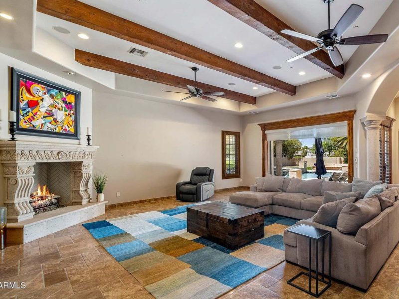 e92611339d8b864d64880f746f0867a3-uncropped_scaled_within_1536_1152